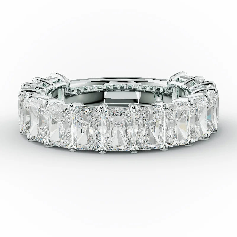 Beautiful Emerald Ring-6.0 Carat Radiant Diamond Anniversary Band