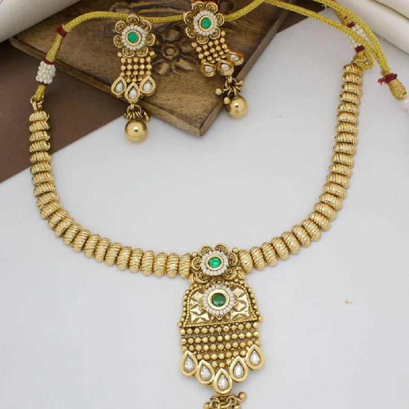 Gemstone Pendant for Necklace-Manisha Jewellery Gold Plated Kundan Stone And Pearls Necklace Set