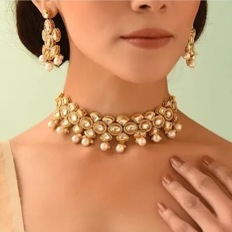 Elegant Crystal Necklace-FS Collection Gold Plated Kundan Stone And Pearls Choker Necklace Set