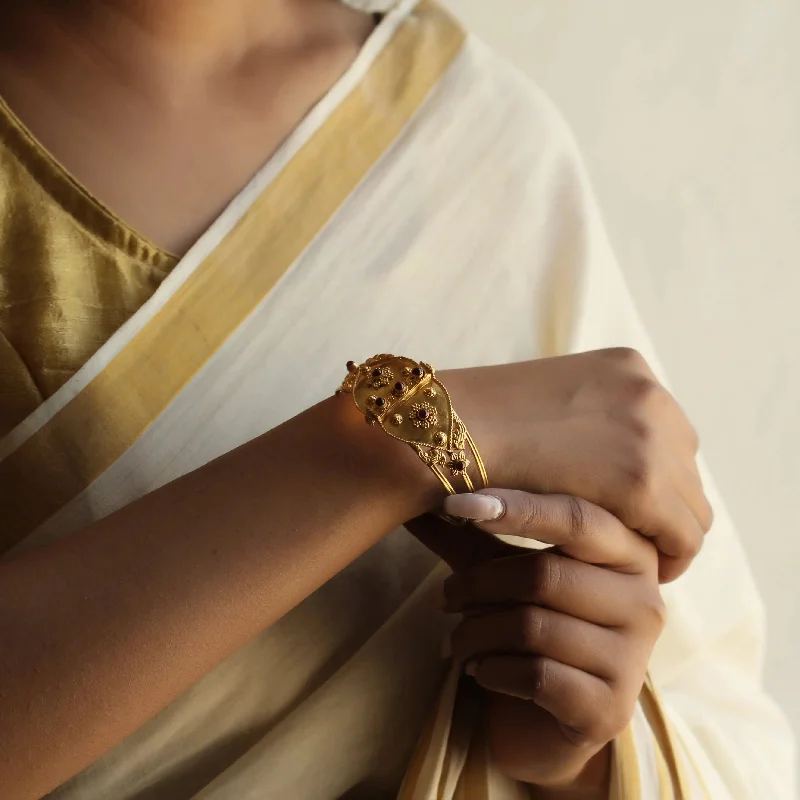 Traditional Kundan Bangles-Silver gold plated traditional bangle